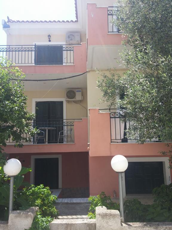 Irini Apartments Anaxos Exterior photo