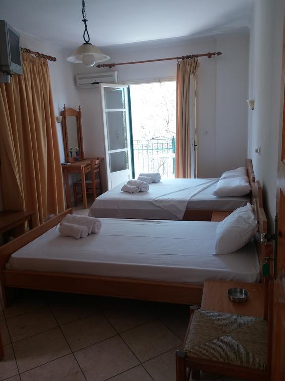 Irini Apartments Anaxos Exterior photo